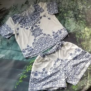 Crop Top Short Set With China Print